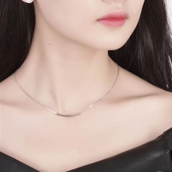 #32 ✨NEW 925 Sterling Silver Simple Bar Necklace - Picture 1 of 8